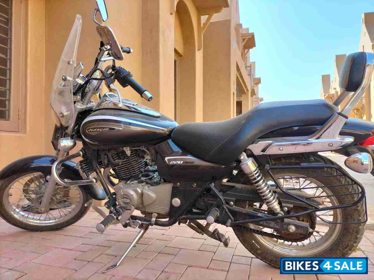 Bajaj Avenger Cruise 220