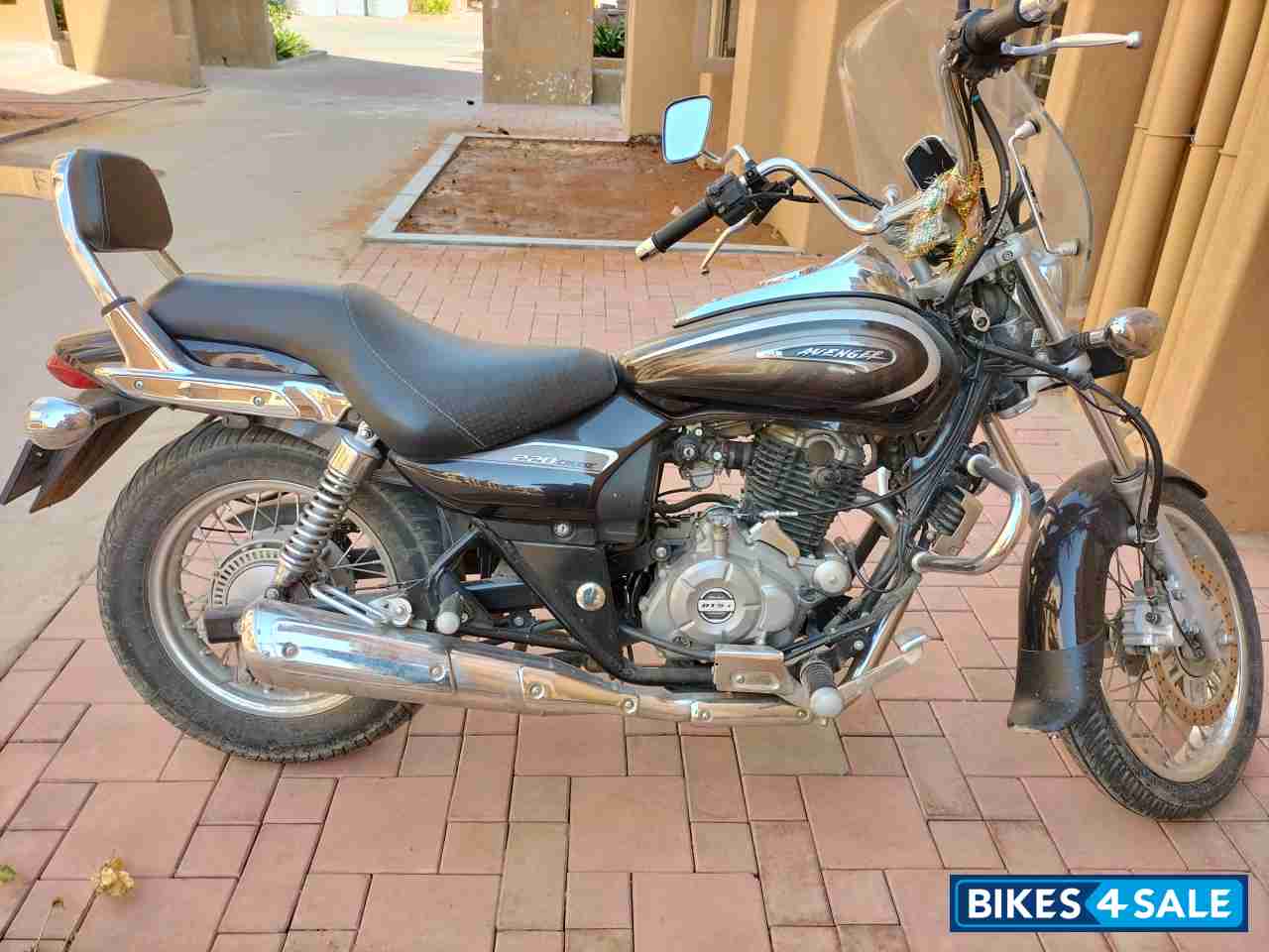 Bajaj Avenger Cruise 220