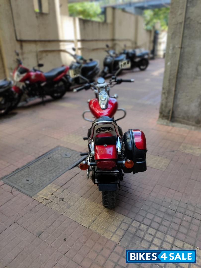 Bajaj Avenger 220 DTS-i