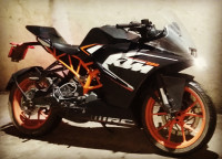 KTM RC 200 2017 Model
