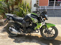 Green And Black Yamaha FZ-S