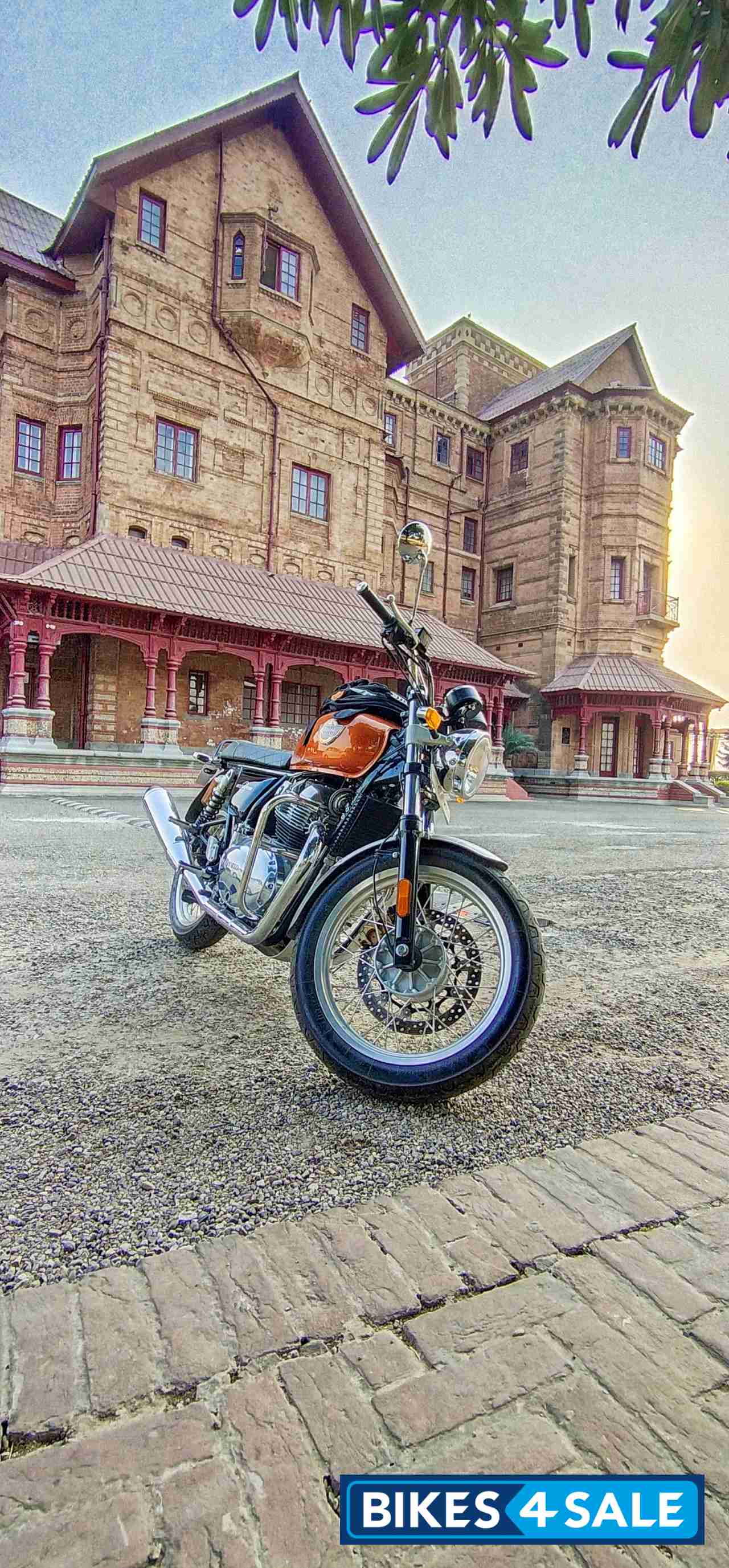 Royal Enfield Interceptor 650 Twin