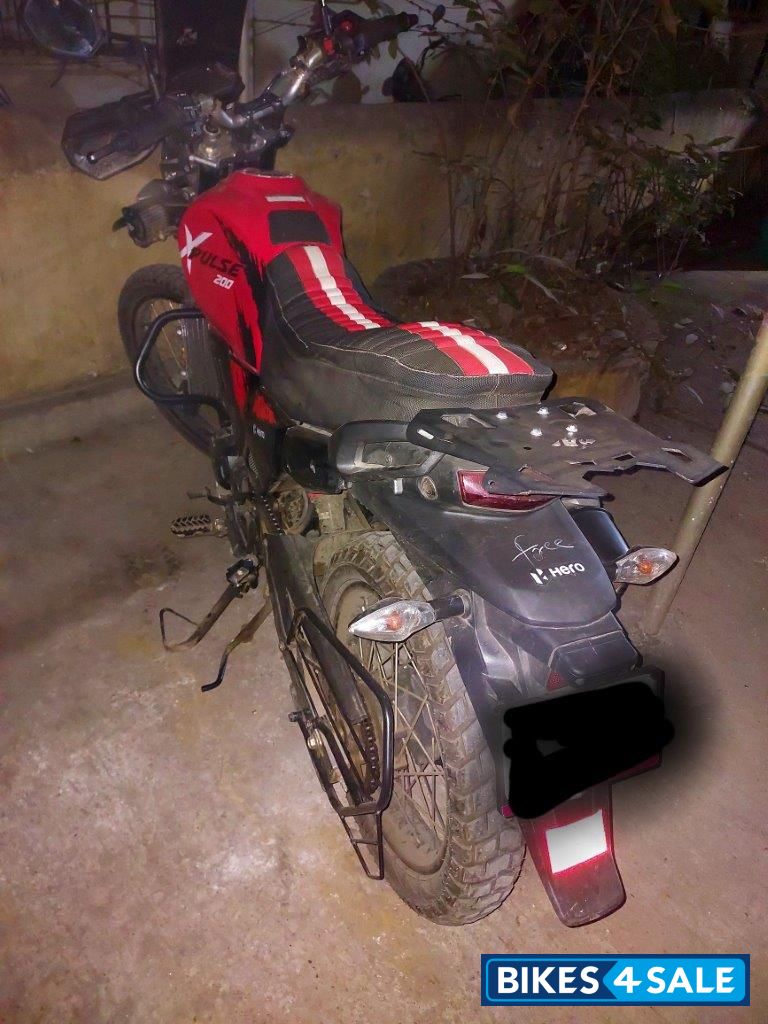 Hero XPulse 200 BS6