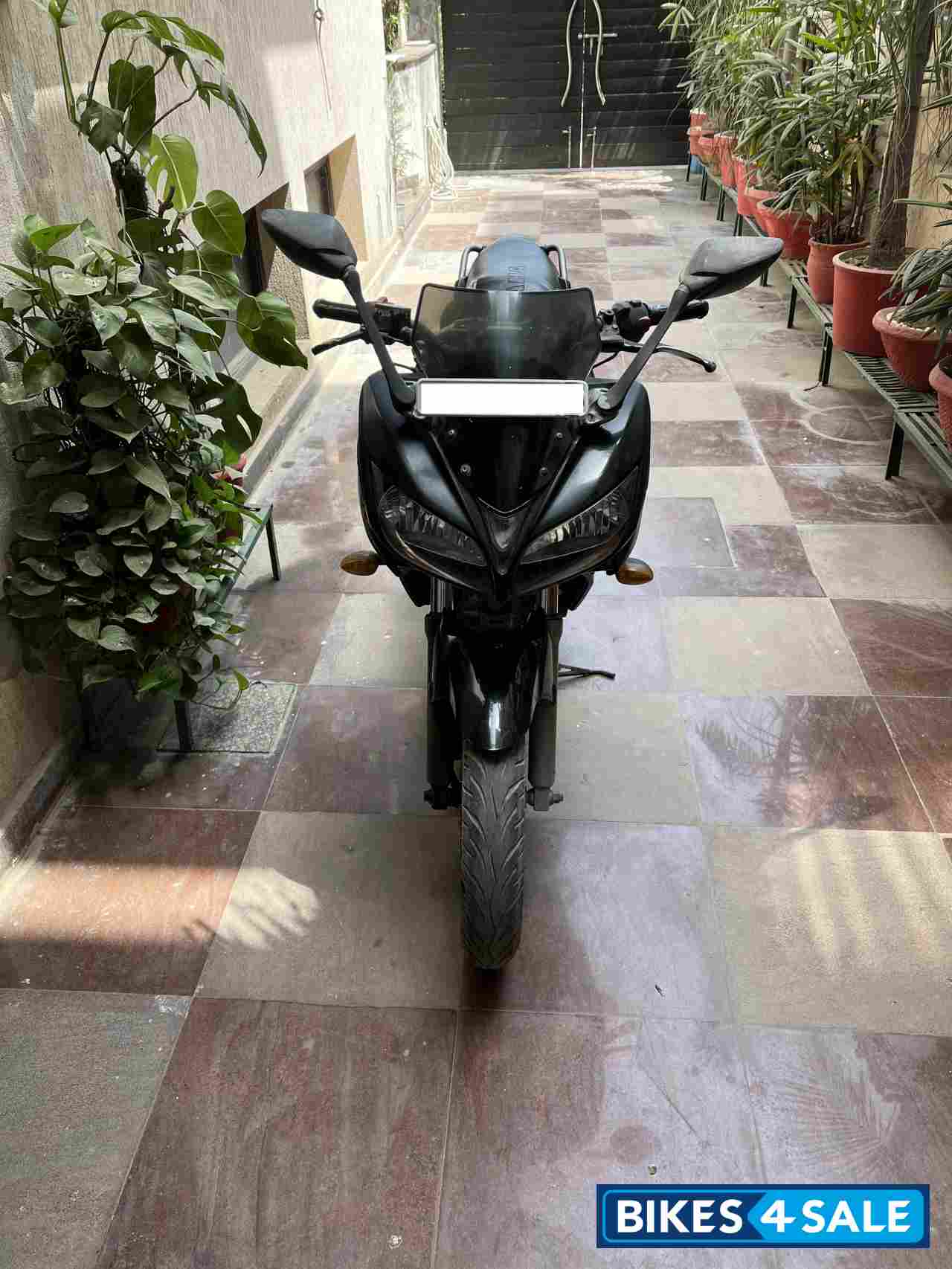 Black Yamaha Fazer
