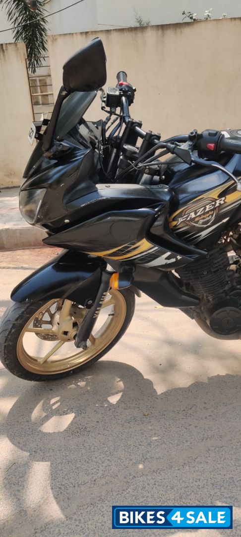 Black Limited Edition Yamaha Fazer FZ16ST