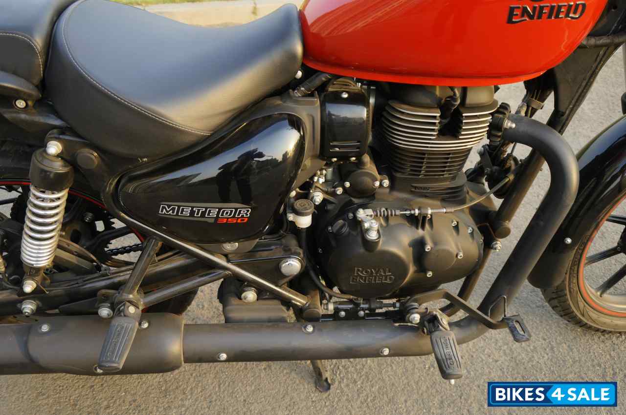 Red Royal Enfield Meteor 350 Fireball