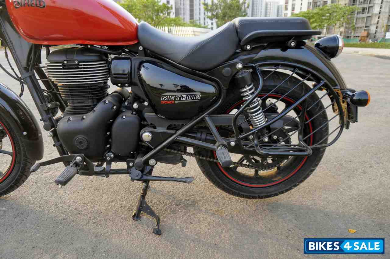 Red Royal Enfield Meteor 350 Fireball