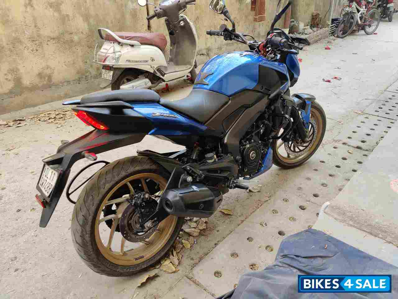 Bajaj Dominar 400 ABS BS6