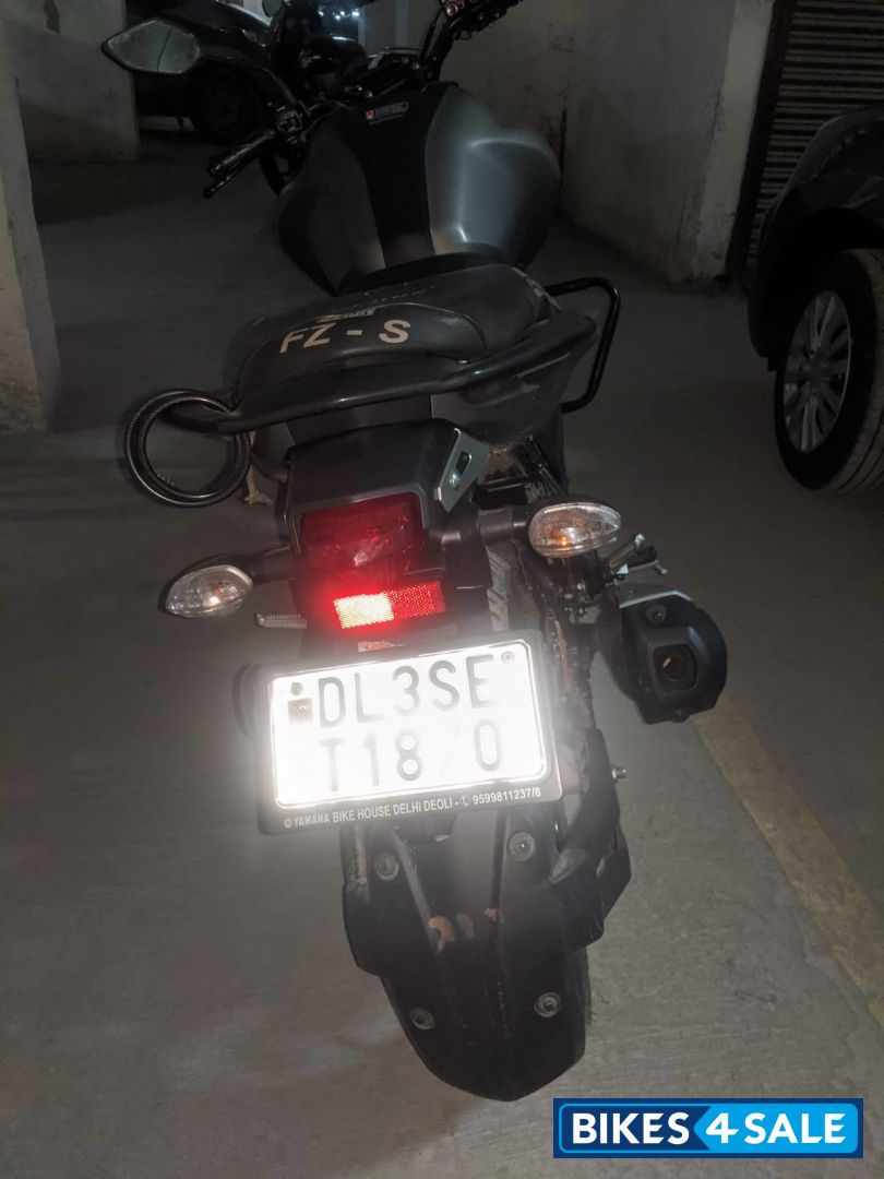 Mat Grey Yamaha FZ-S FI V3