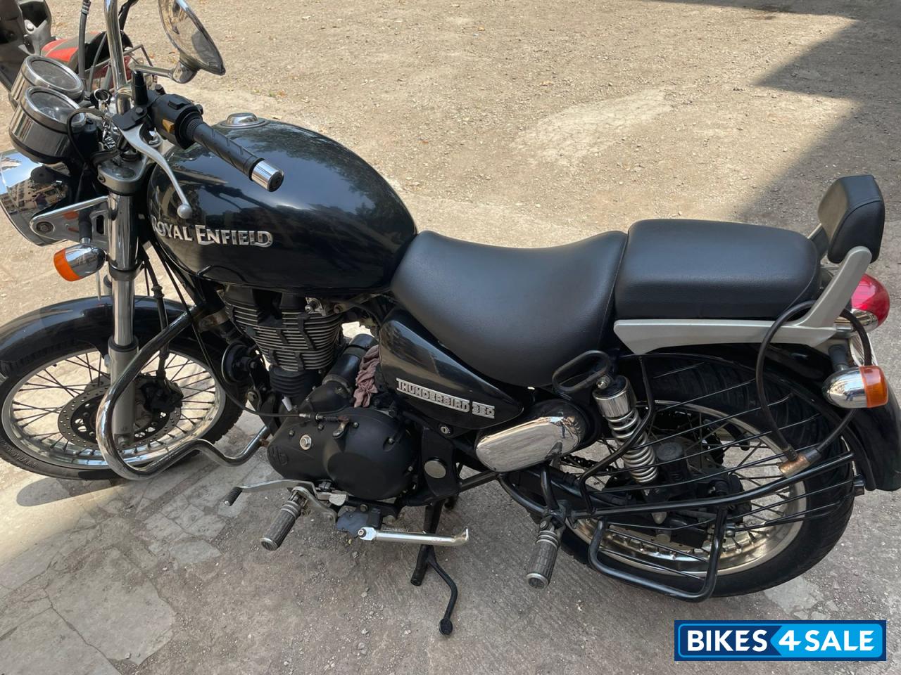 Royal Enfield Thunderbird 350 Royal Enfield Thunderbird 350