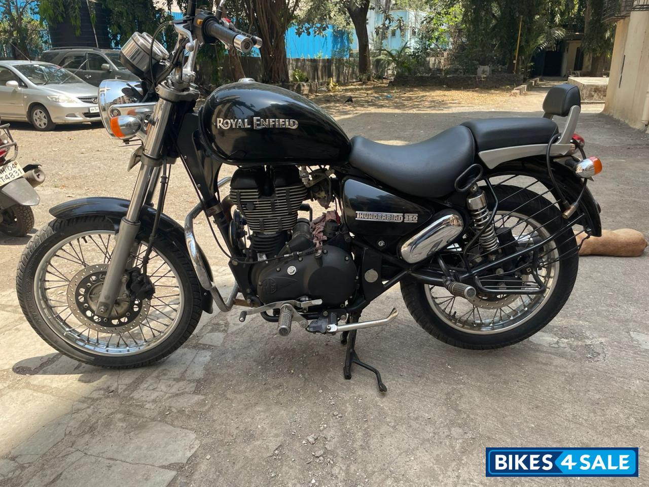 Royal Enfield Thunderbird 350 Royal Enfield Thunderbird 350