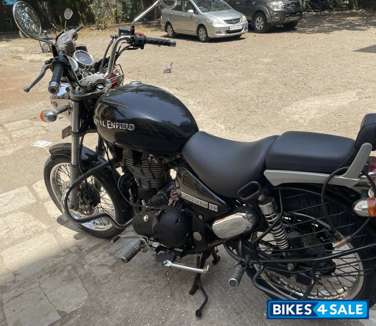 Royal Enfield Thunderbird 350 Royal Enfield Thunderbird 350