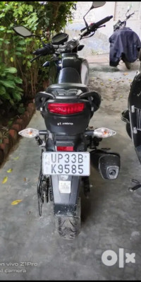 Black Hero XPulse 200T