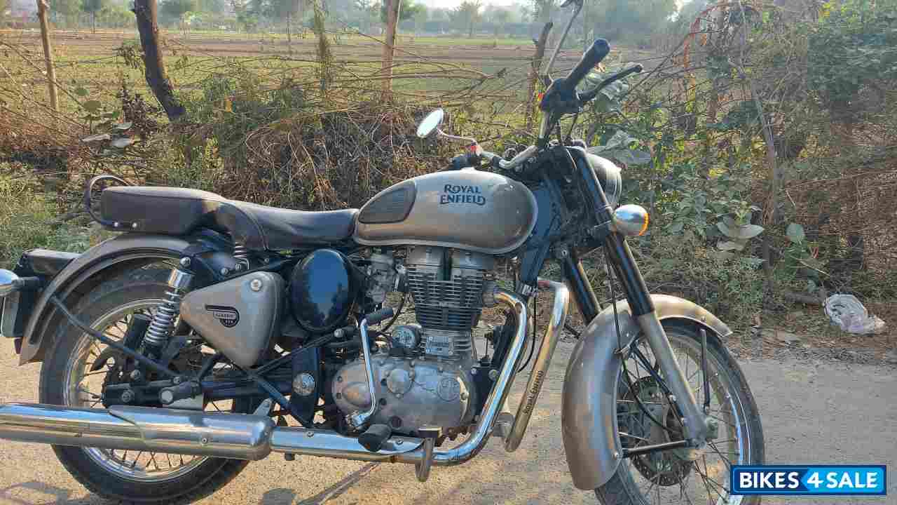 Royal Enfield Classic Gunmetal Grey