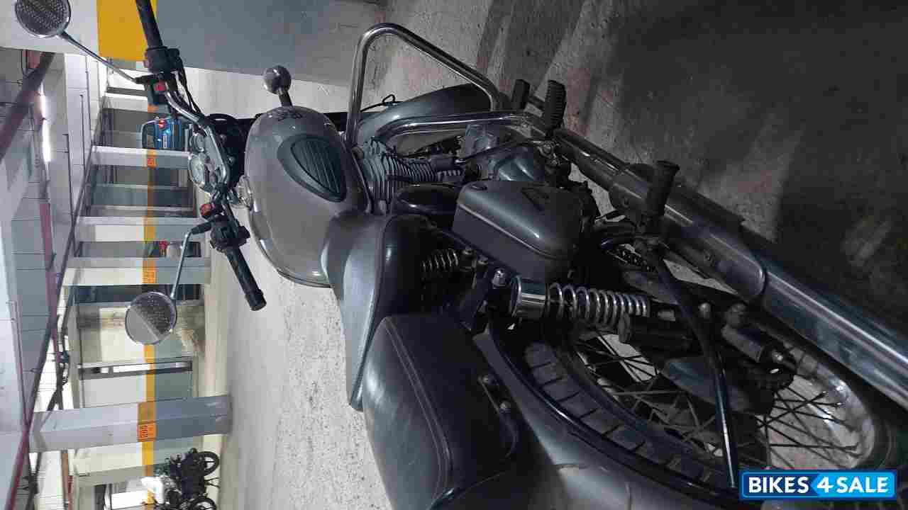 Royal Enfield Classic Gunmetal Grey