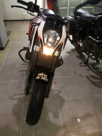 Orange KTM Duke 390
