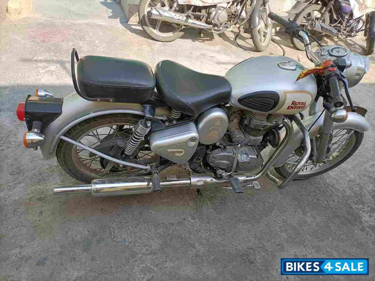 Silver Royal Enfield Classic 350