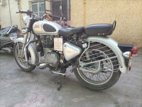 Silver Royal Enfield Classic 350