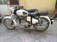 Silver Royal Enfield Classic 350