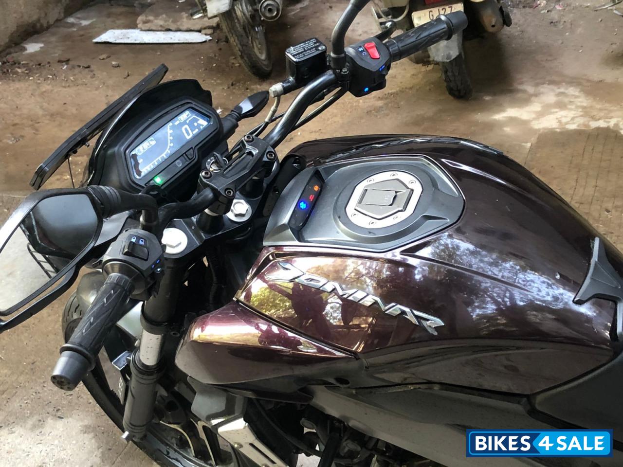 Browen Bajaj Dominar 400 Disc