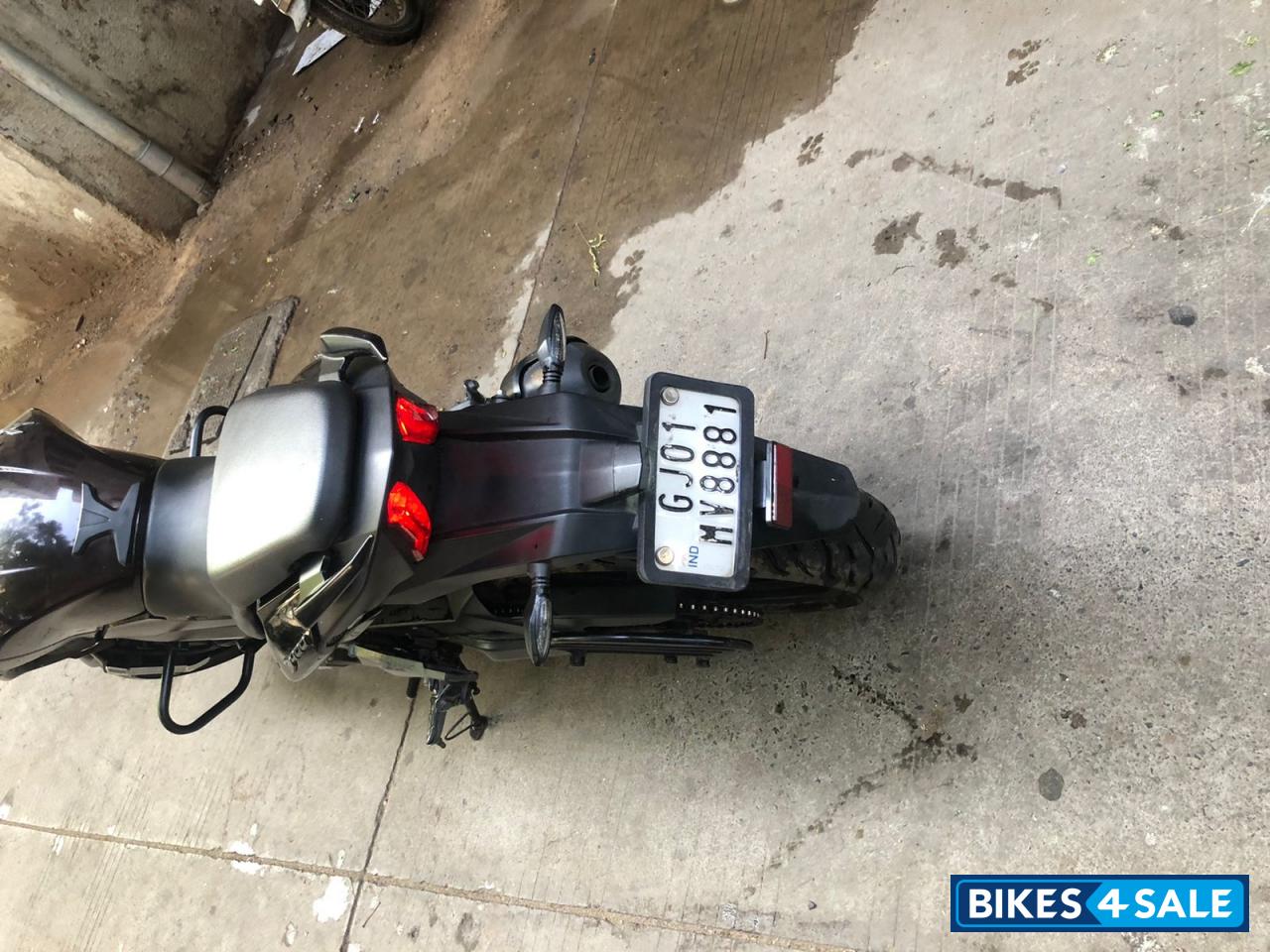 Browen Bajaj Dominar 400 Disc