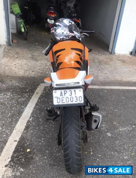 Honda CBR 150R Honda CBR 150R