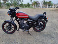 Red Royal Enfield Thunderbird X 350