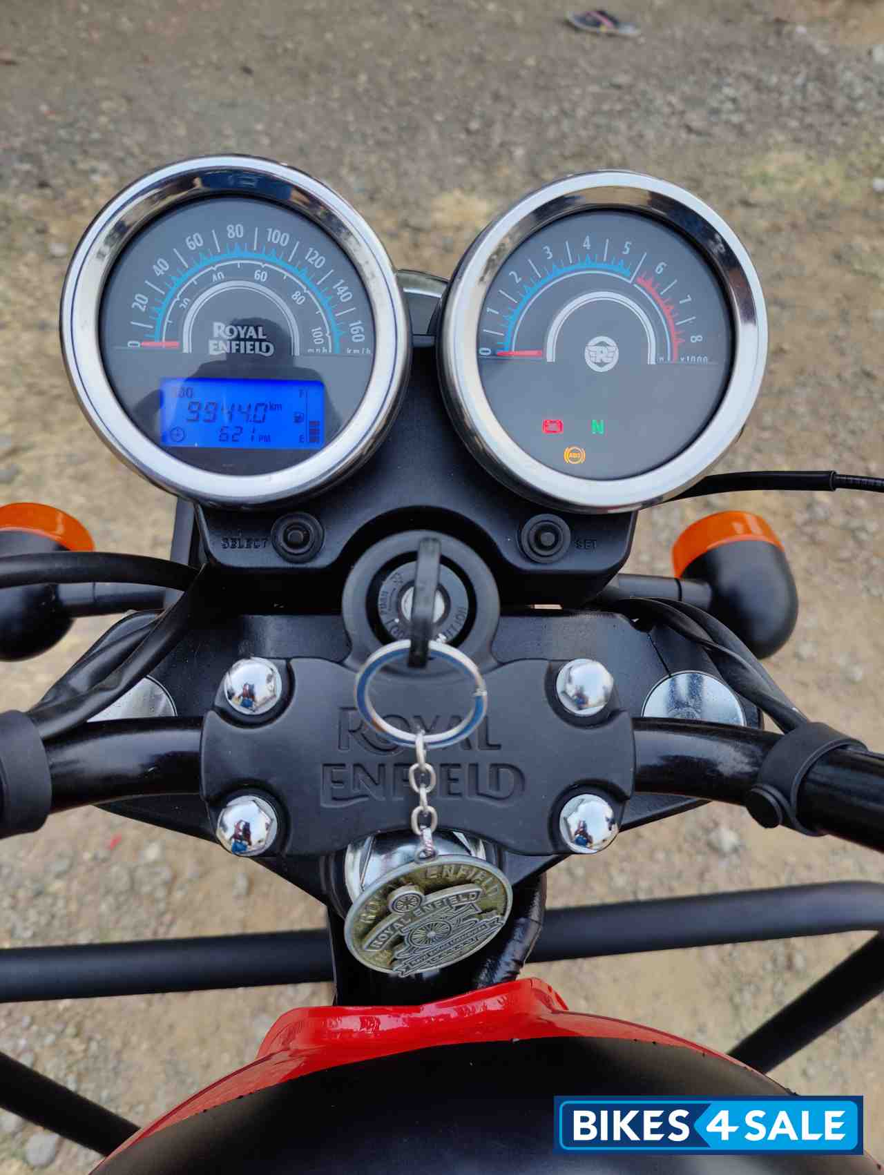 Red Royal Enfield Thunderbird X 350