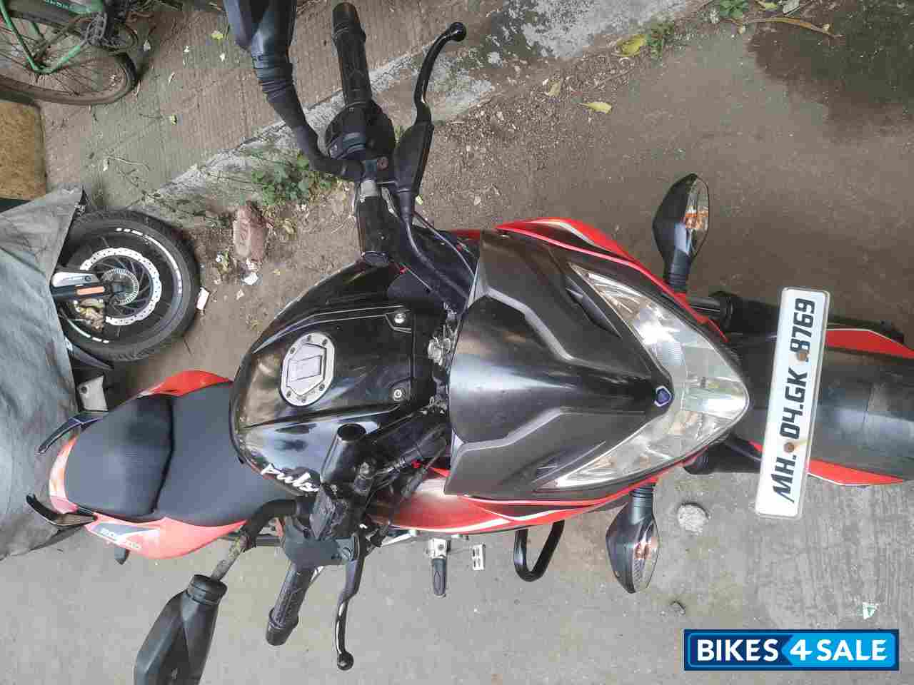 Bajaj Pulsar 200 NS