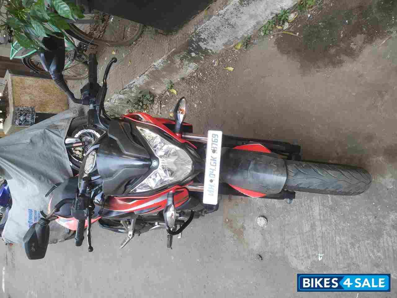 Bajaj Pulsar 200 NS
