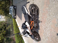 KTM Duke