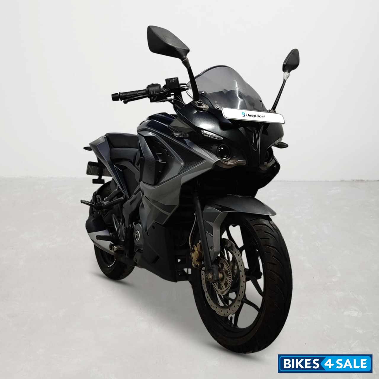 Bajaj Pulsar RS 200