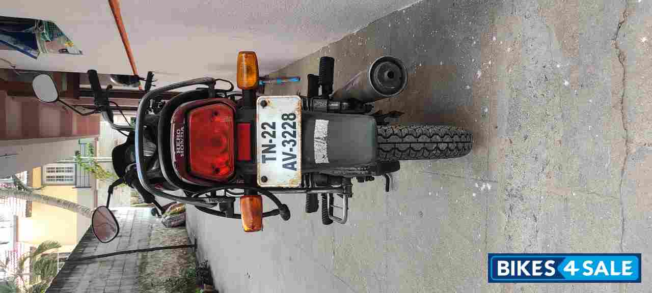 Maroon Hero CD Deluxe