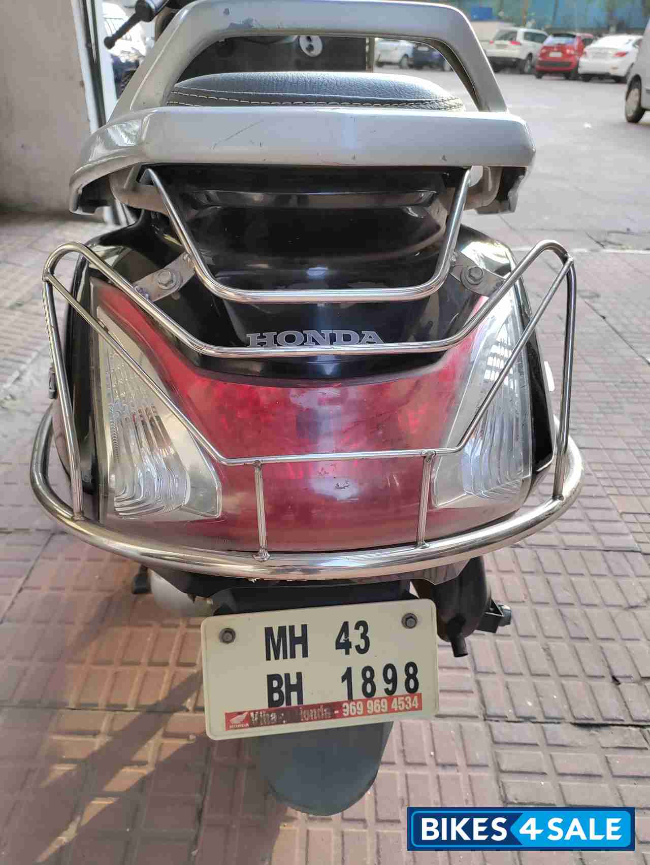 Black Honda Activa 125