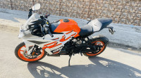 Orange KTM RC 125