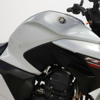 Yamaha FZ25