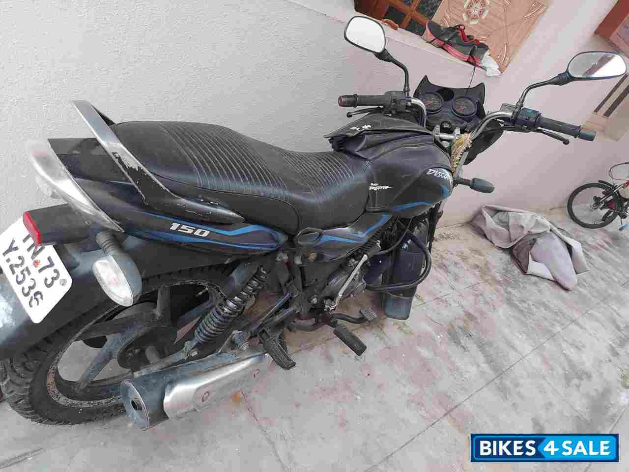 Bajaj Discover DTSi 150