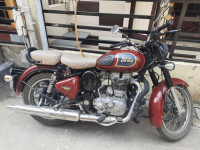 Chestnut Royal Enfield Classic 350