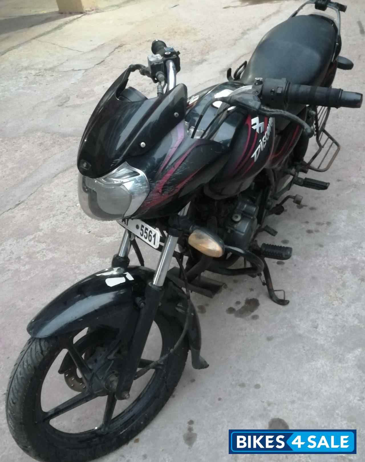 Black & Red Bajaj Discover 125