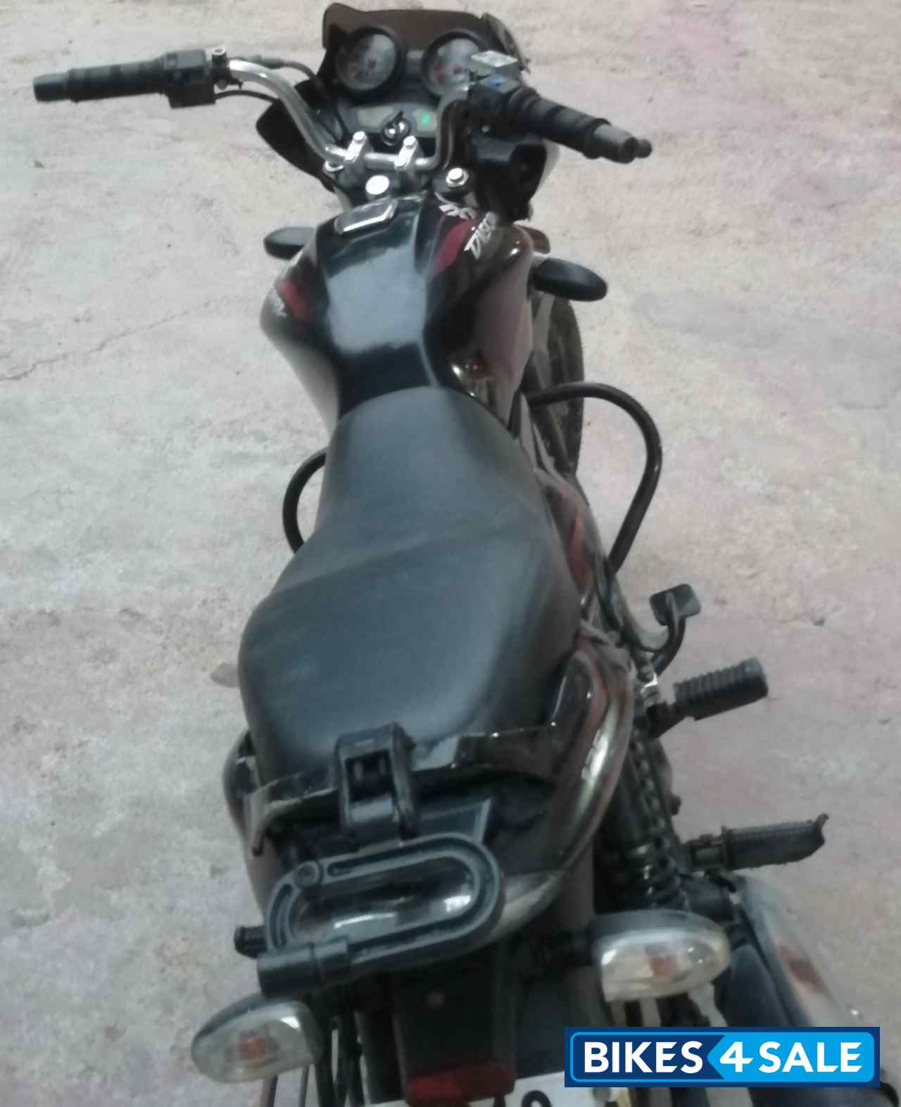 Black & Red Bajaj Discover 125