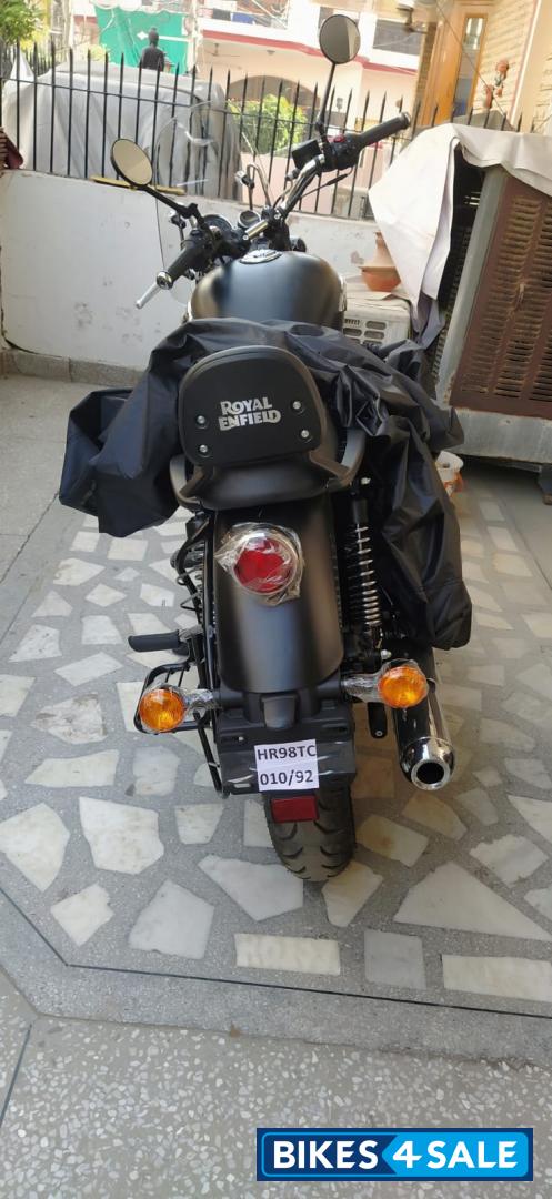 Matte Black Royal Enfield Meteor 350 Stellar Matte Black Royal Enfield Meteor 350 Stellar