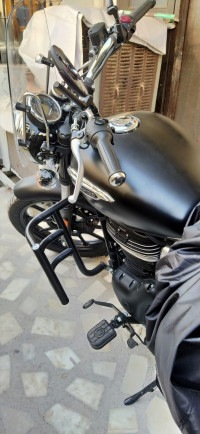 Matte Black Royal Enfield Meteor 350 Stellar