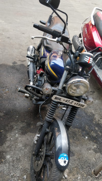 Blue Bajaj Avenger Street 150