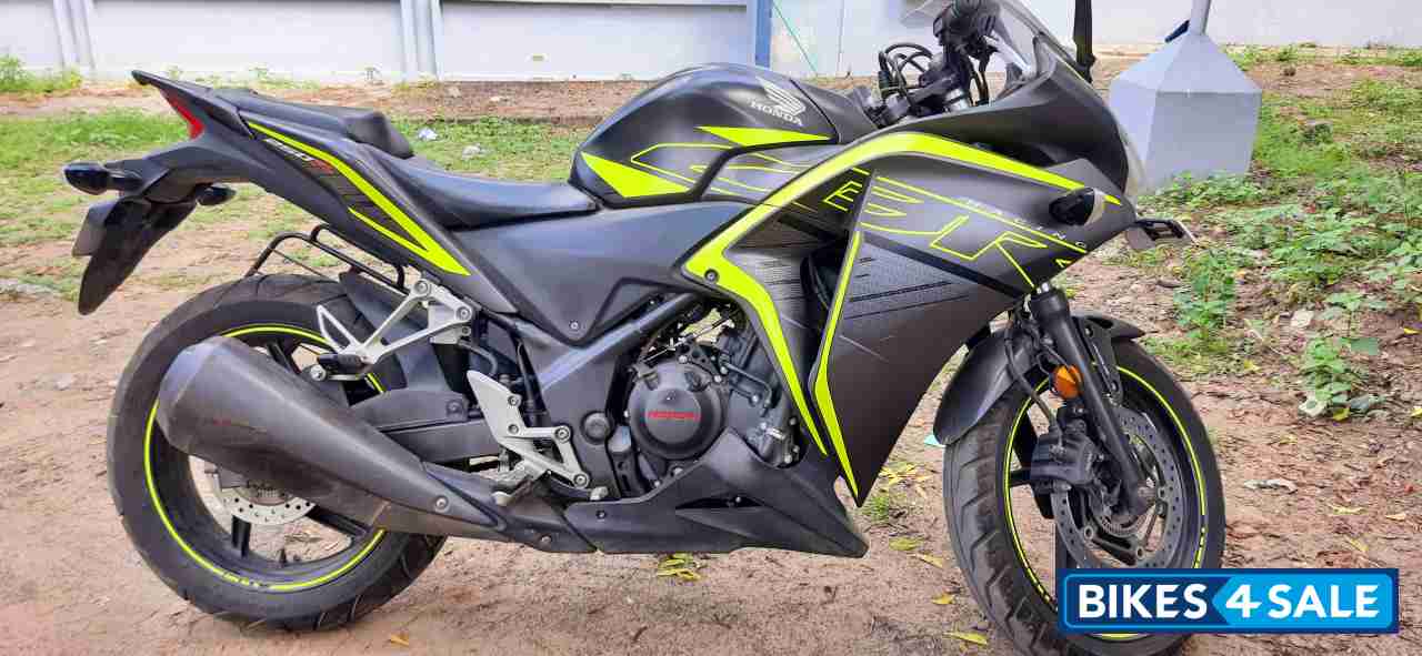 Honda CBR 250R ABS