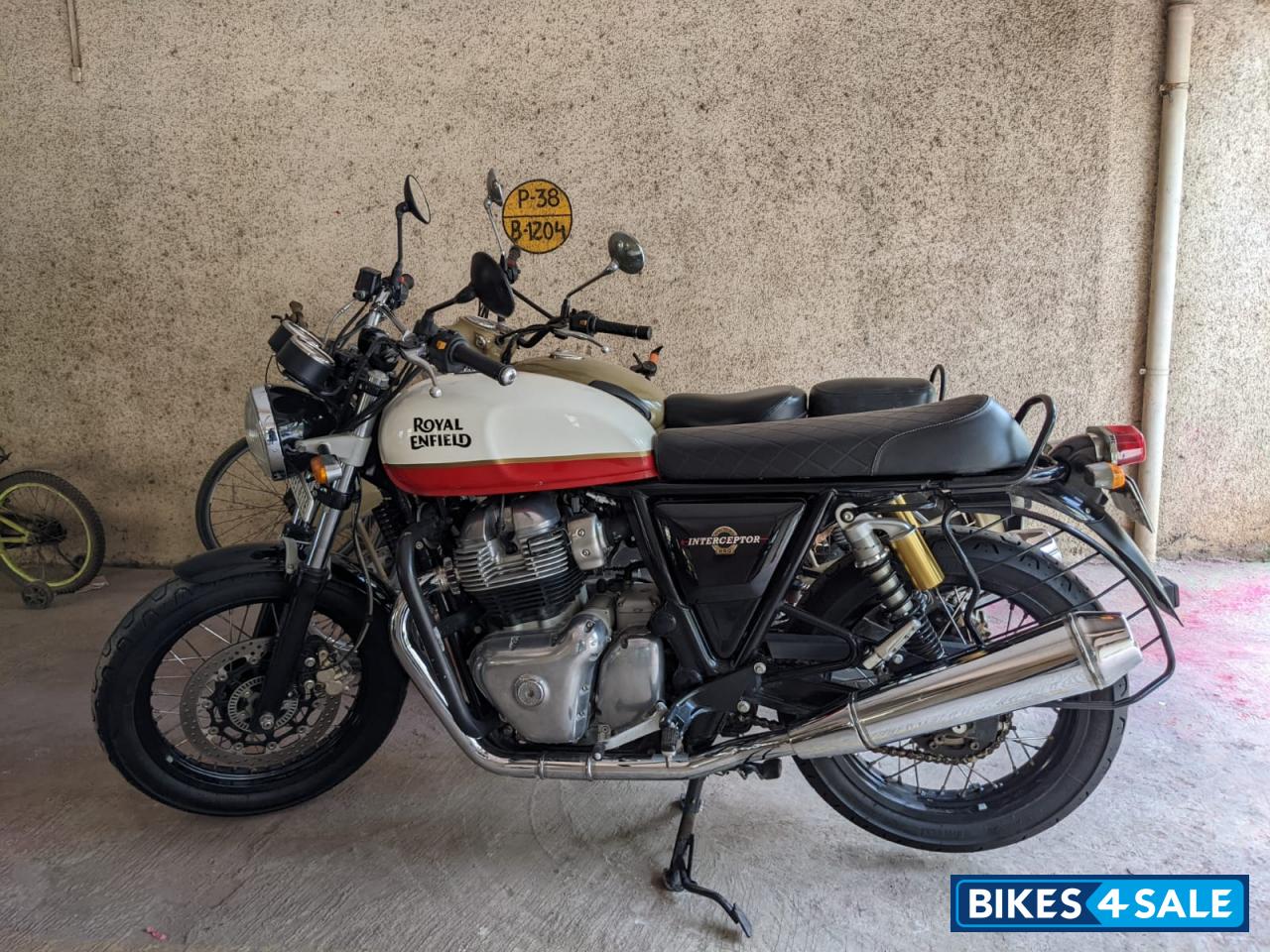 Royal Enfield Interceptor 650 Twin