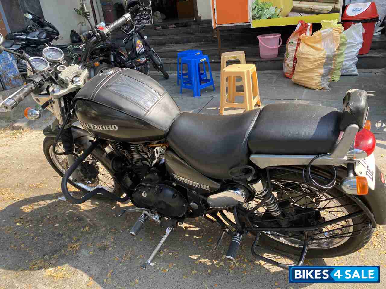 Green Royal Enfield Thunderbird 350