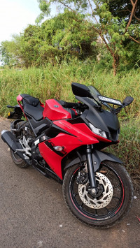 Yamaha YZF R15 V3