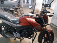 Honda CB Hornet 160R