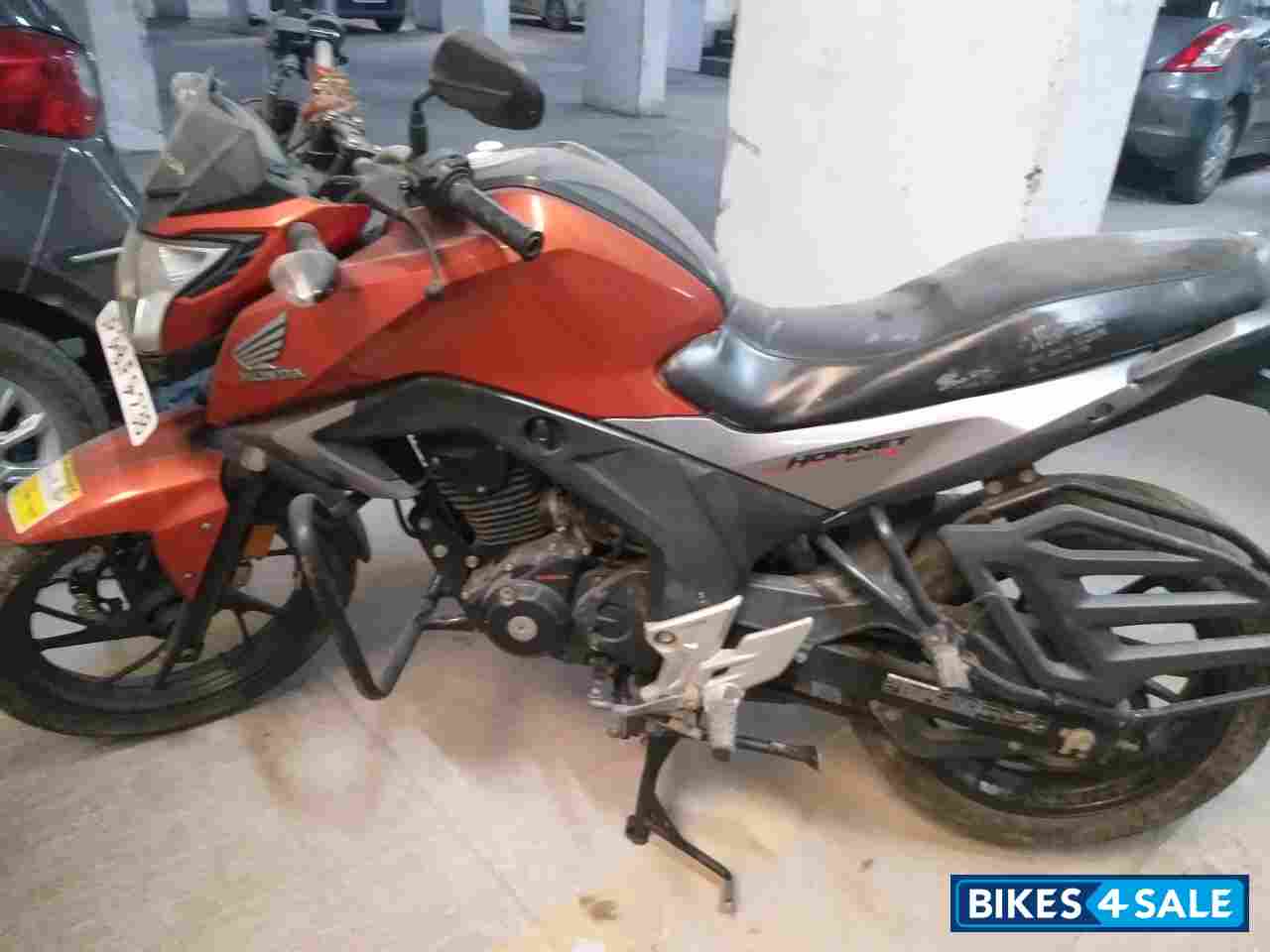 Honda CB Hornet 160R