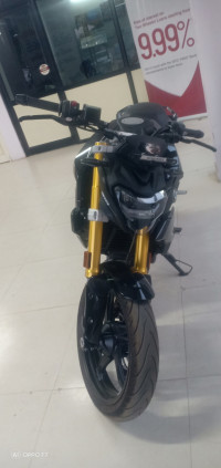 Black BMW G 310 R